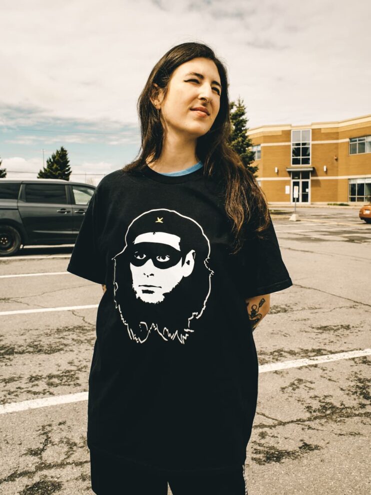 T-shirt L'Actualité en mèmes – Image 4