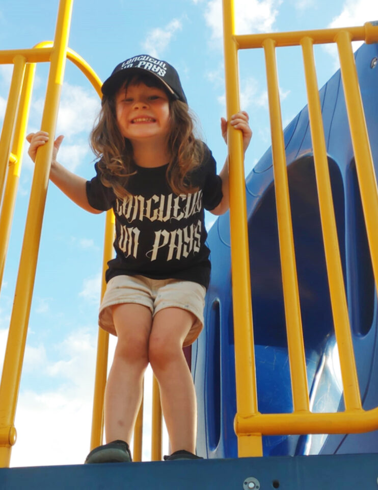 T-shirt "Longueuil un pays" - Enfant – Image 3