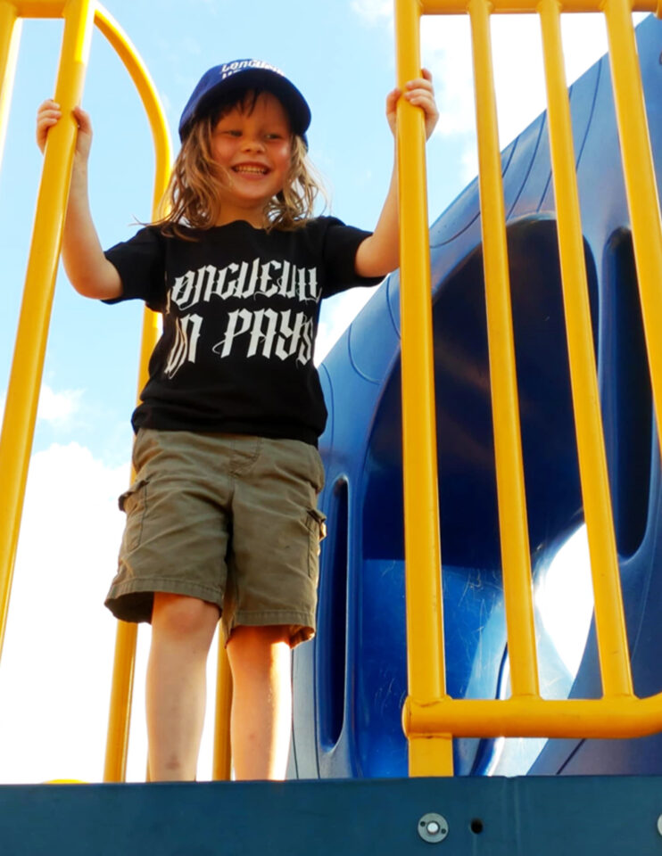 T-shirt "Longueuil un pays" - Enfant – Image 8